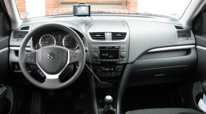 Finomabb, nagyautósabb, elegánsabb a beltér