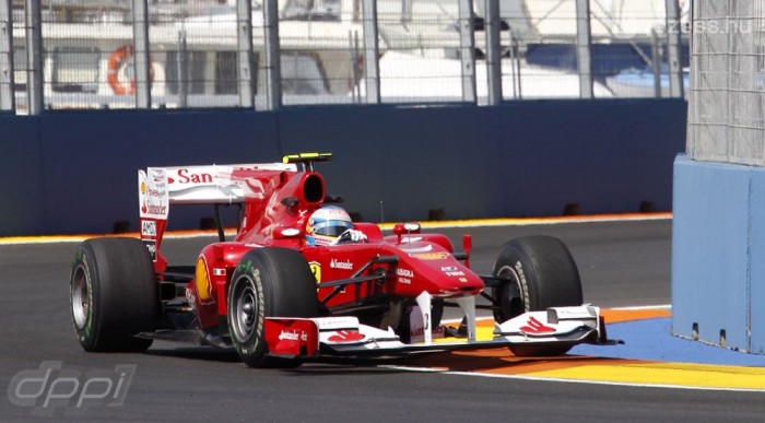F1: Alonso hajszállal a Red Bullok előtt 6