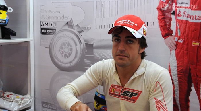 Alonso: Megbundázták a futamot!
