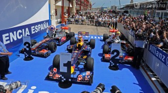 Button a biztonsági autónak köszönheti