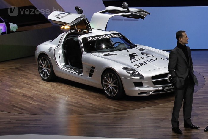 Egy Merciért Schumacherrel vacsorázhat 3