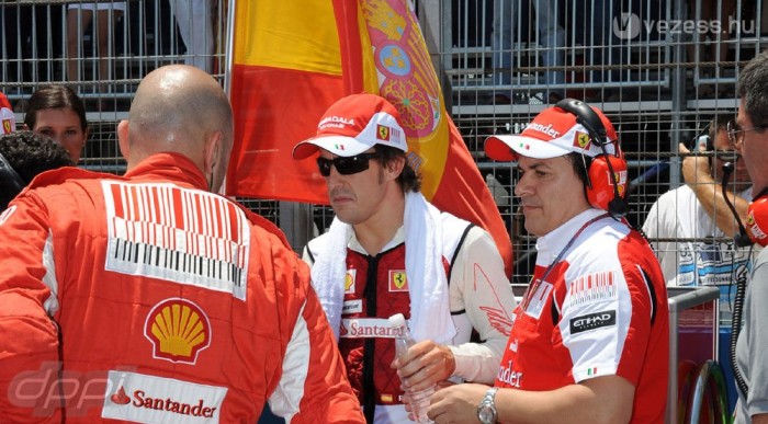 Alonso bocsánatot kér