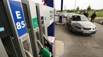 100 forinttal olcsóbb üzemanyag 250 helyen