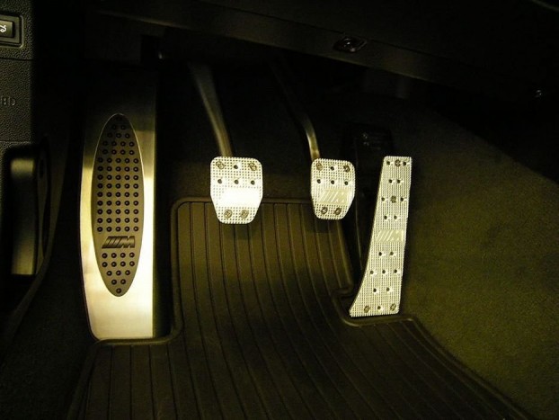 Csak ésszel! Nem kell mindig padlóig nyomni a gázpedált!