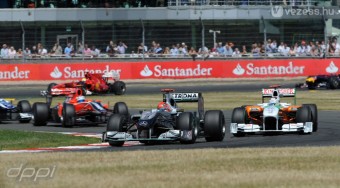 A foci után az F1 is Afrikába menne