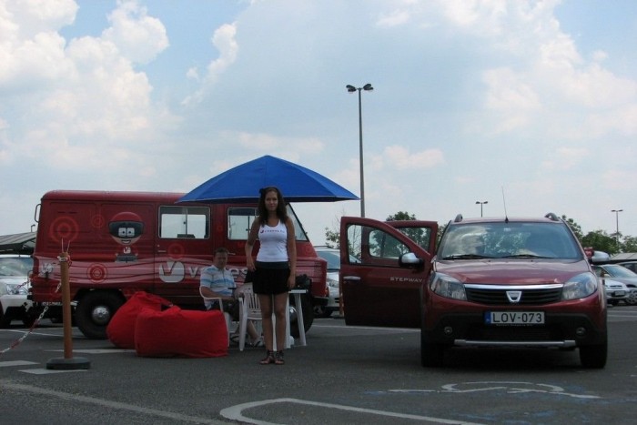 Vezess lájv a budaörsi Auchannál 10 | Vezess Mobilstand közönségtalálkozókhoz