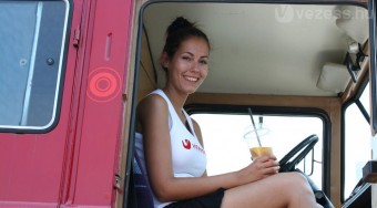 Kitelepültünk az Auchanba