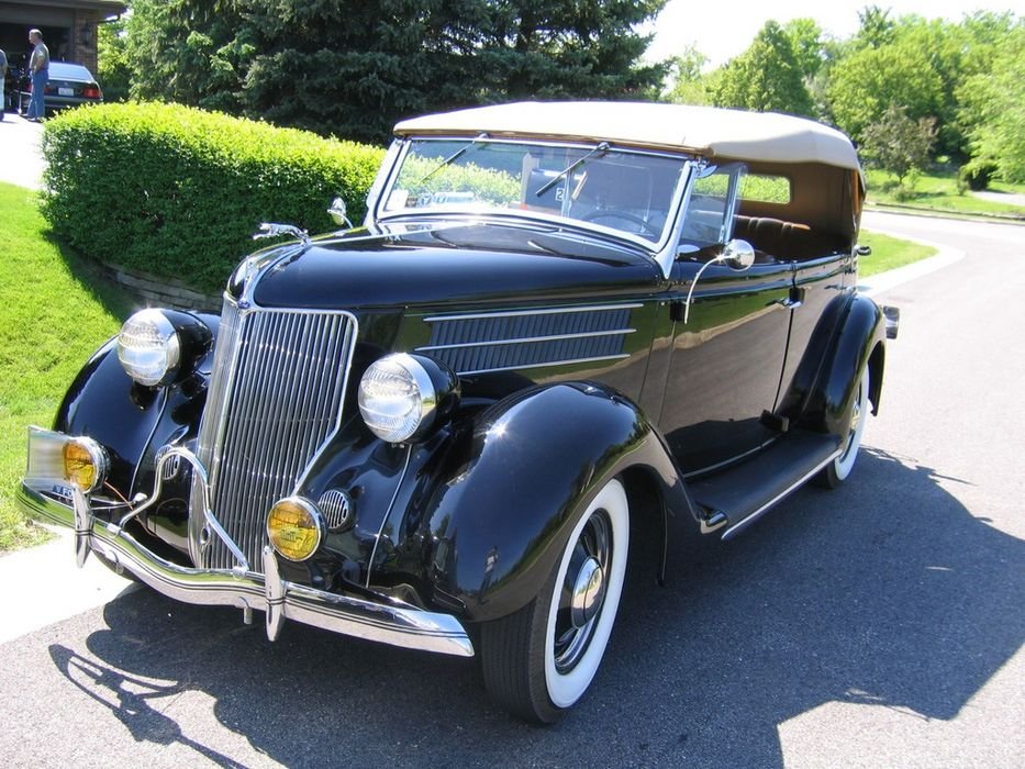 Ford Phaeton 1936 - évenként cserélhették