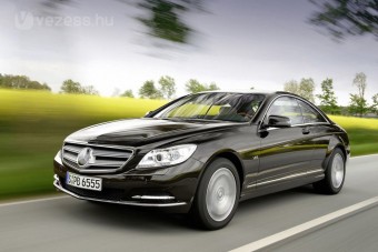Megújult a Mercedes luxuskupéja