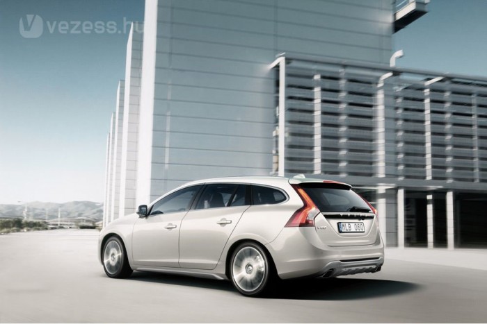 Családi változat az új Volvo S60-ból 23 Családi változat az új Volvo S60-ból 23
