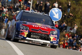 Gumit füstölt a világbajnok - videó