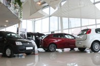 Kétszer annyi Skoda fogy, mint Suzuki 2 Ismét 46 százalékot csökkent az új személyautók piaca