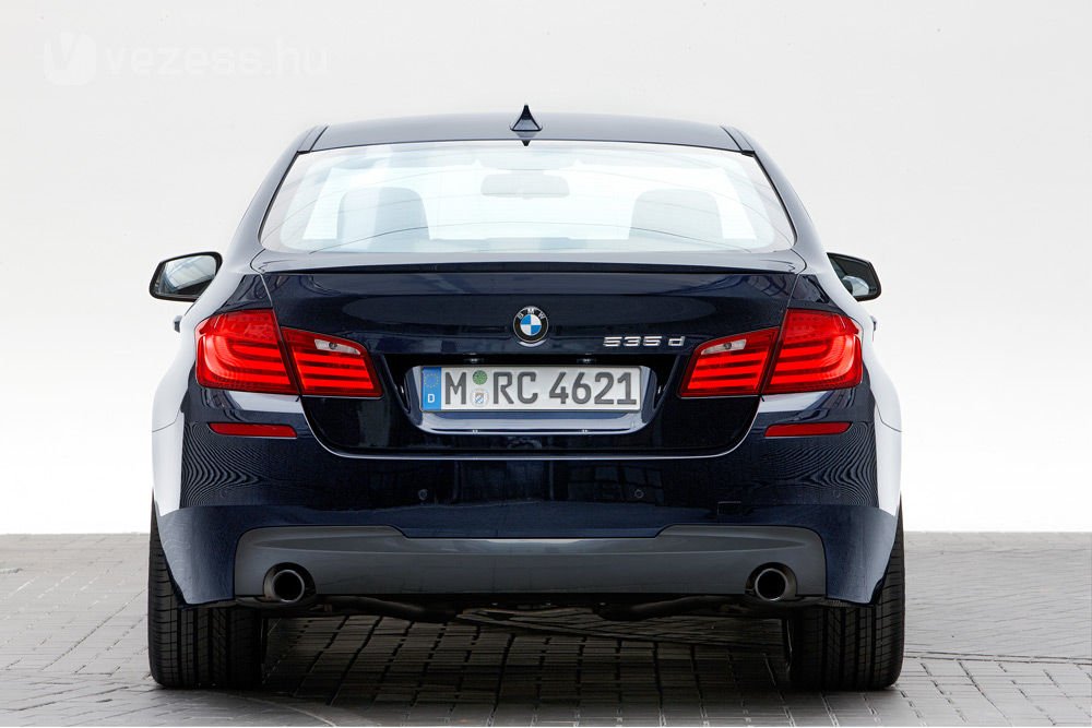 Újdonságdömping a BMW-től 8 Van már 535d is