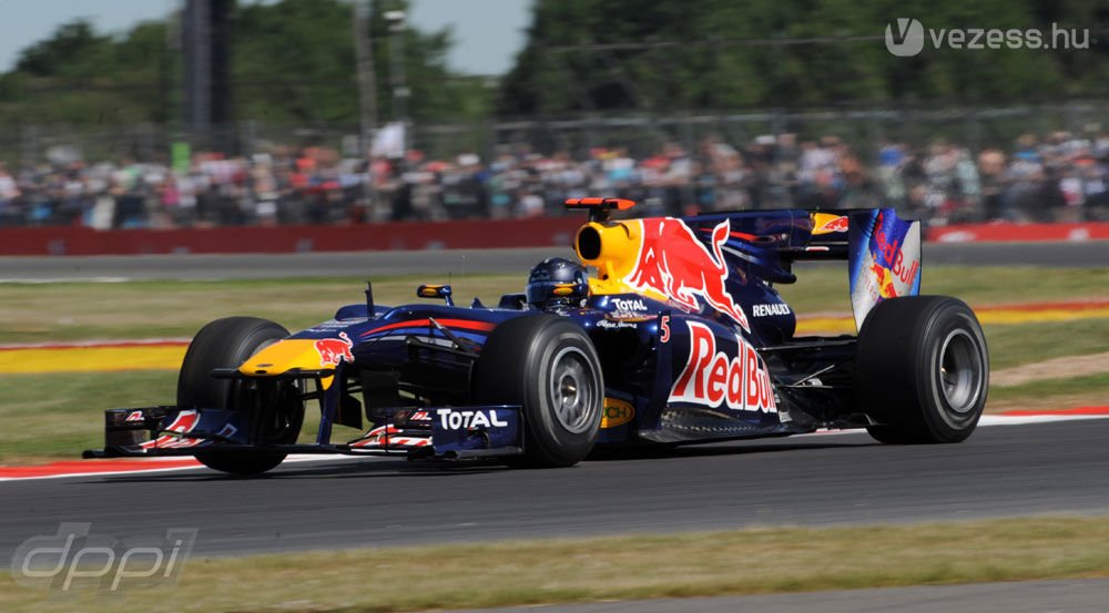 F1: A Red Bull az időmérő esélyese 18