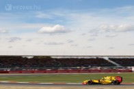 F1: Webber kiborult 74