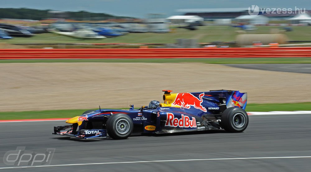 F1: Webber kiborult 43