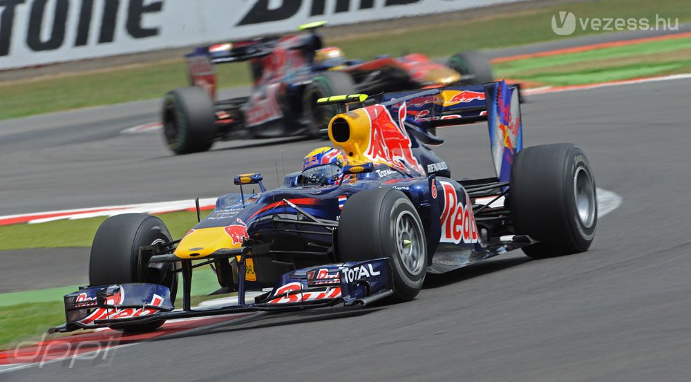 F1: Webber kiborult 44