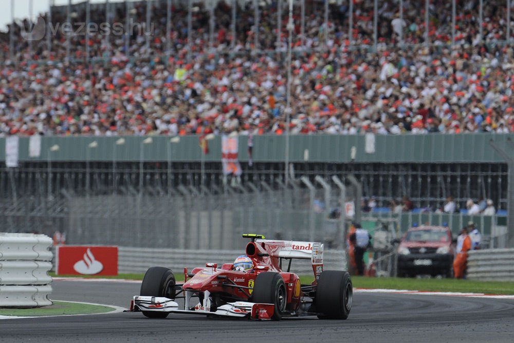 F1: Átok ül a Ferrarin 15