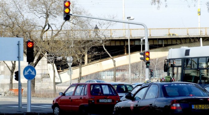 Javaslatcsomag a dugók elkerülésére 8 | Vezess Jó lenn a zöldhullám