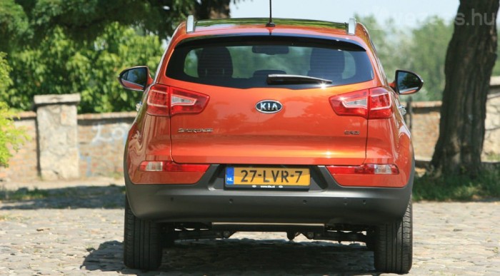 Rossz ötlet: nagyon kicsi és mélyen van a hátsó index