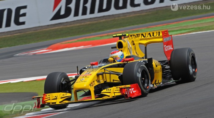 F1: Az újoncon múlik a szerződés