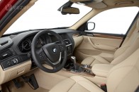 Megérkezett az új BMW X3 32