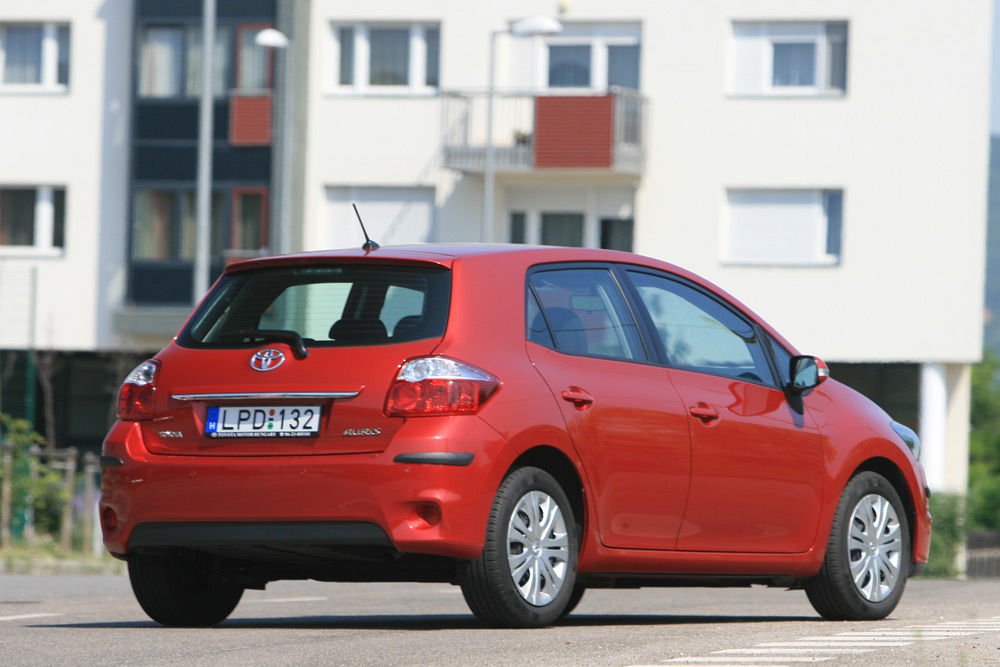 A kis kinövéstől sportosabbnak tűnik talán