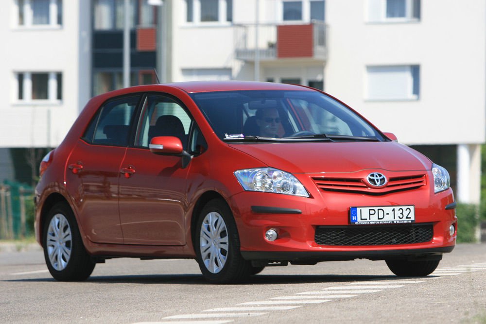 Mindjárt körbeér a kocsi, csak nehogy elszédüljek közben