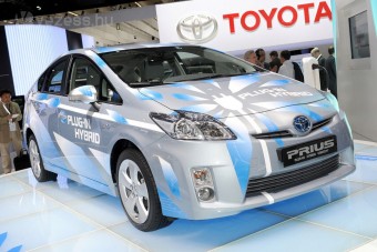 A vezető a hibás a száguldó Toyotában