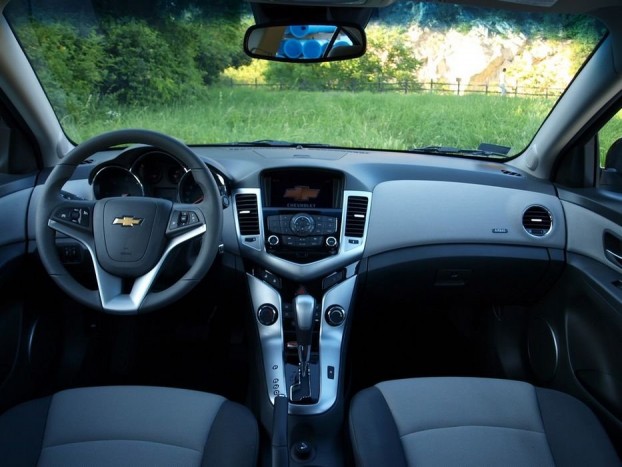 Mintha hármasikrek lennének az Astrával és az Insigniával 