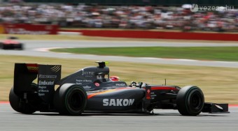 Chandhok elfogadta a csereberét