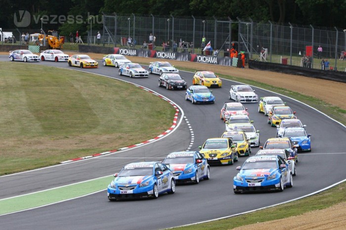 Top10-es pilóta lett a magyar tehetség 6