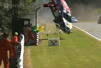 Horror baleset az Európa-kupán