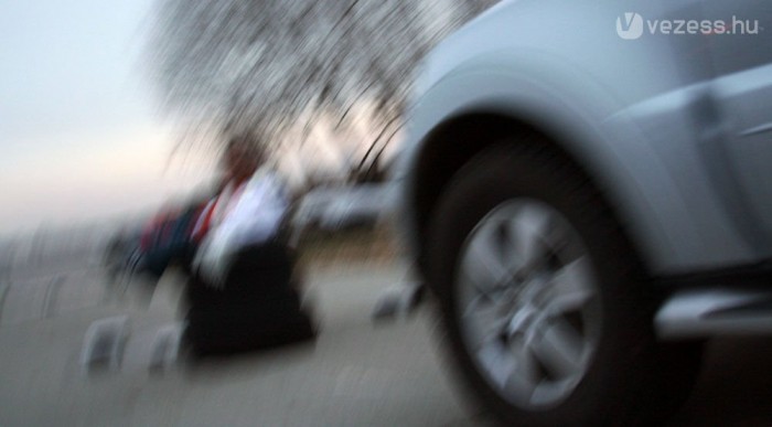 A felhevült utastér is veszélyes, nemcsak az alkoholfogyasztás