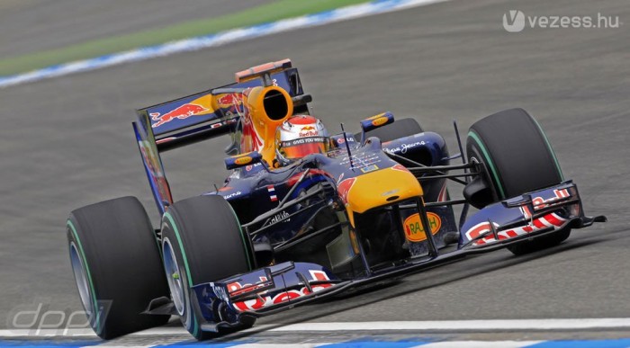 F1: Vettel bejelentkezett a pole-ért 27 F1: Vettel bejelentkezett a pole-ért 27