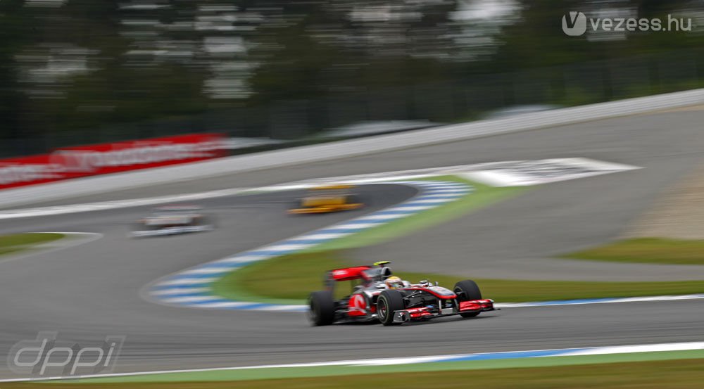 F1: Vettelé a pole otthon 13