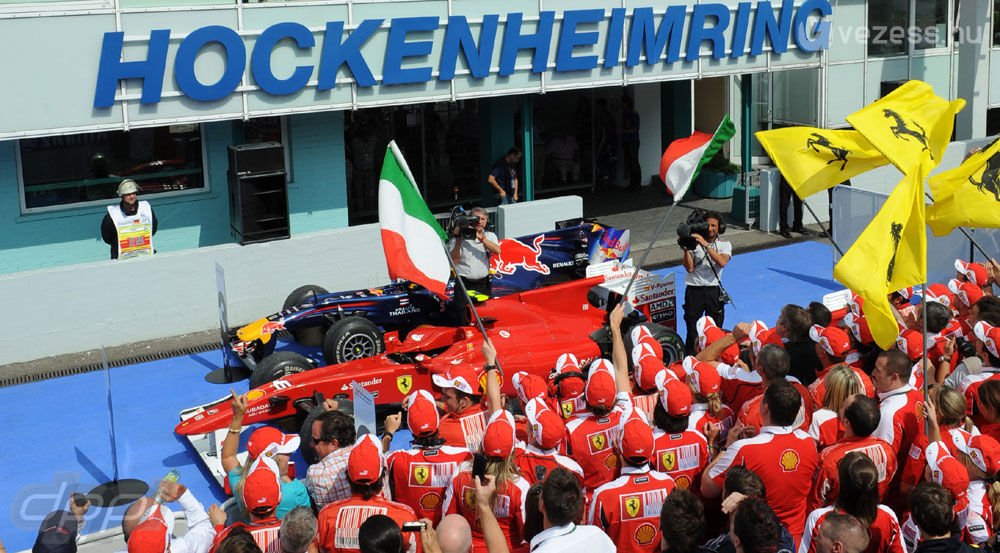 F1: A Ferrari Alonsónak adta a győzelmet 4
