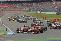F1: A Ferrari Alonsónak adta a győzelmet 31