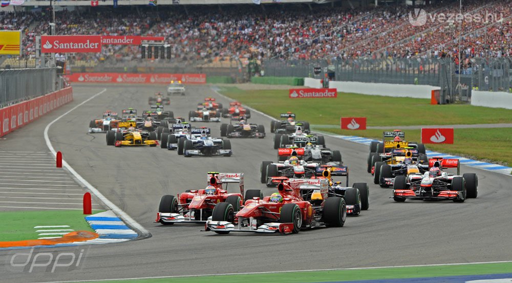 Vettel örül, hogy a Ferrarit cincálják 14