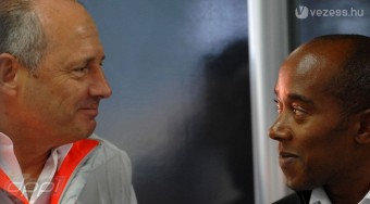 F1: Hamiltont fojtogatták