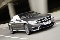Bekeményített a Mercedes luxuskupéja 10