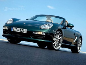 Jönnek az elektromos Porschék