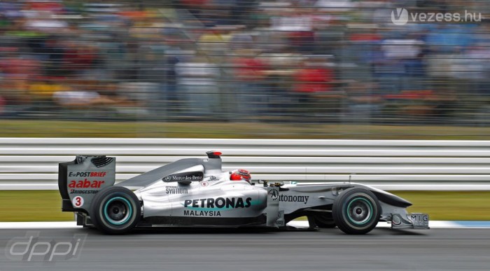 Schumacher: Nyugalom, javulunk!