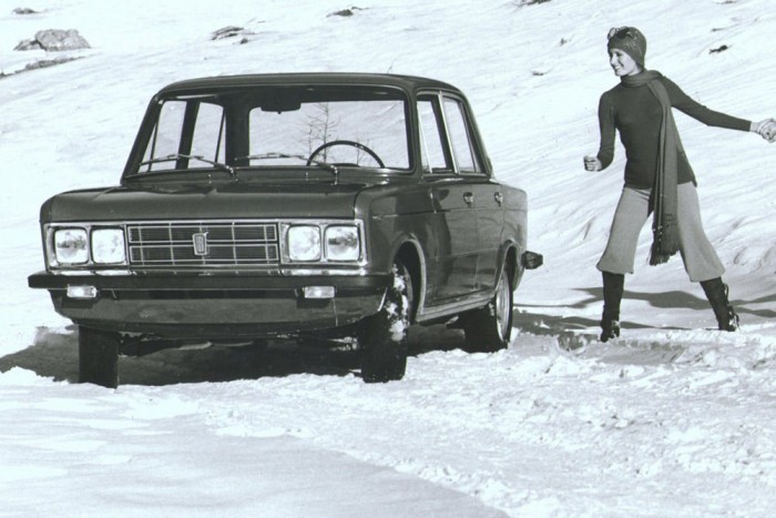 Hóbalett Fiat 125p-re hangszerelve