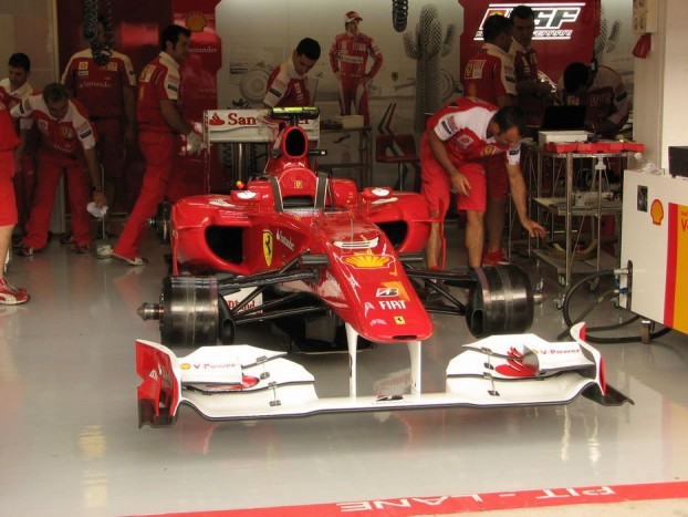 Senki se siet, mindenki tudja a dolgát