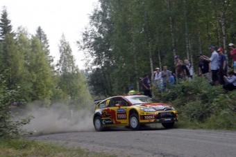 Privát veri a gyáriakat a Finn-ralin - videó