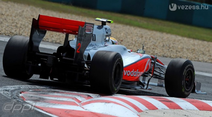 F1: Hamilton kínjában csak nevet 2 F1: Hamilton kínjában csak nevet 2