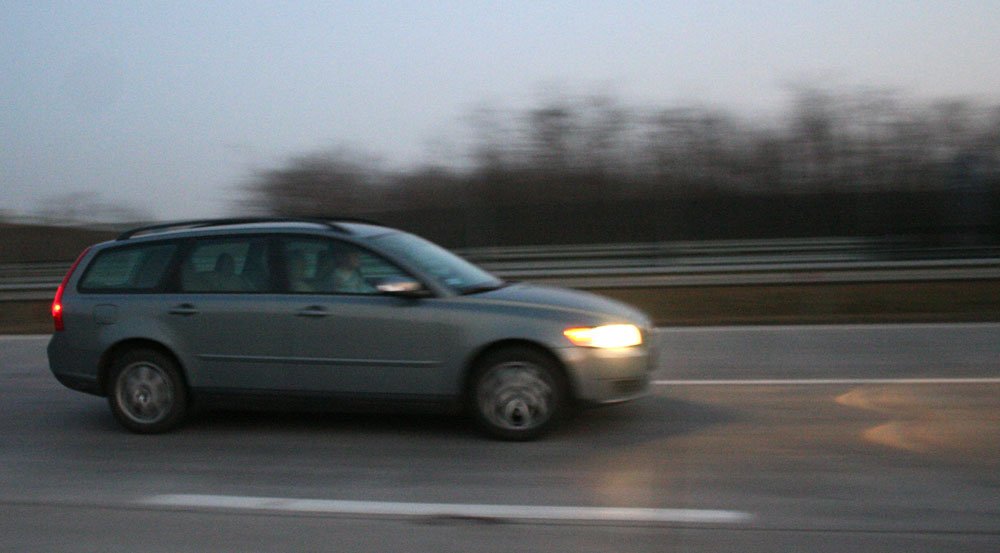 Veszélyesen lassú, de legalább le lehet fotózni