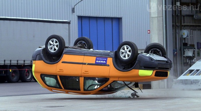 40 éve kutatja törött autóit a Volvo 6 | Vezess 40 éve kutatja törött autóit a Volvo 6