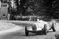 Rosemeyer a Donington Parkban